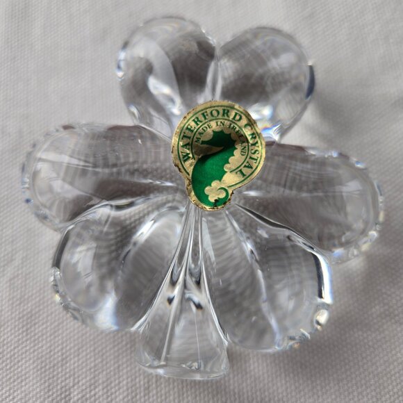 Waterford Crystal Shamrock from Ireland - Picture 3 of 6